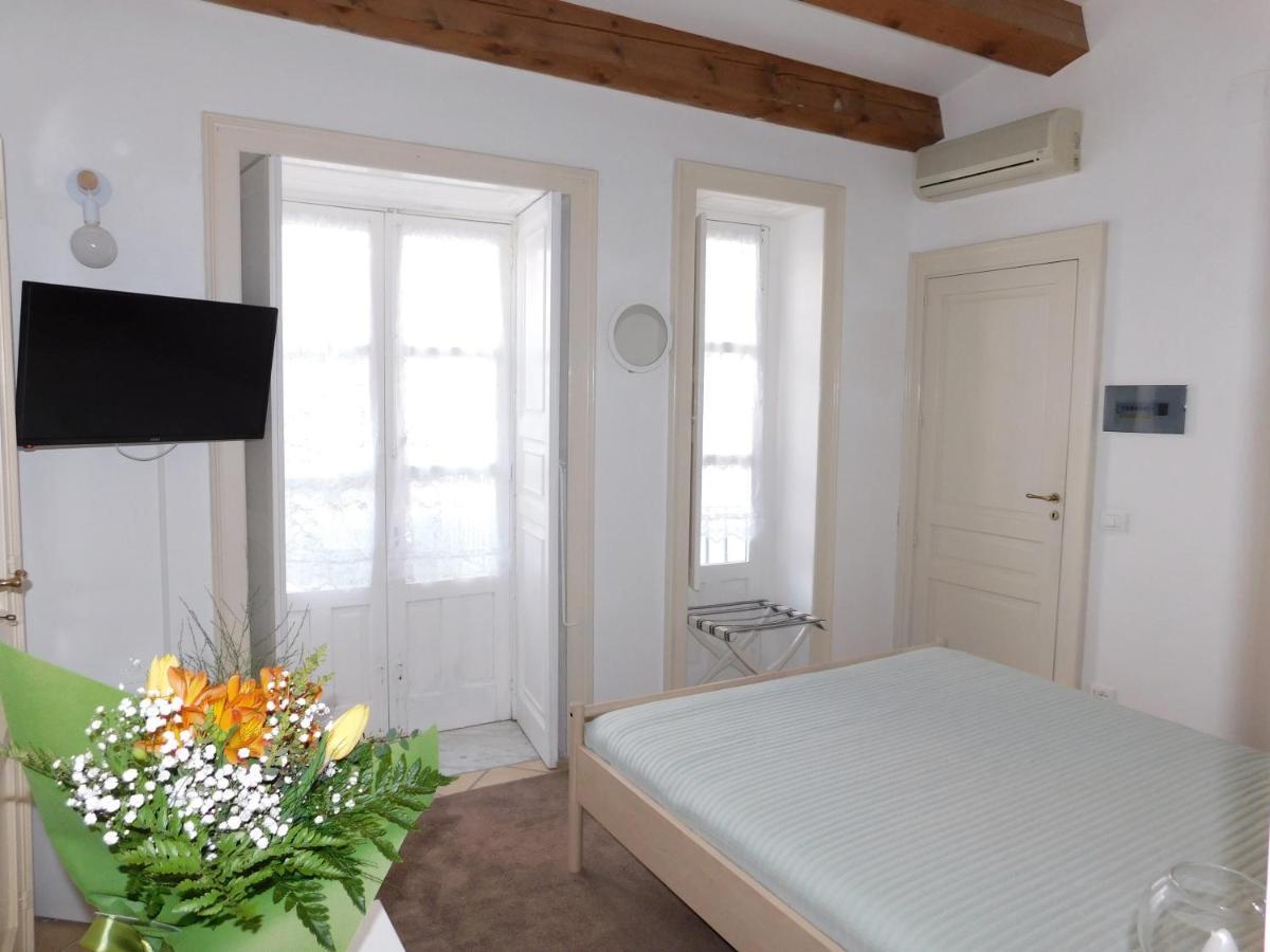 Camere A' Marina Syrakusa Exteriör bild